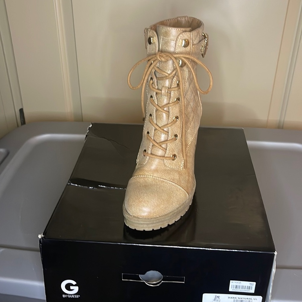 Quilted Natural Zip Boots